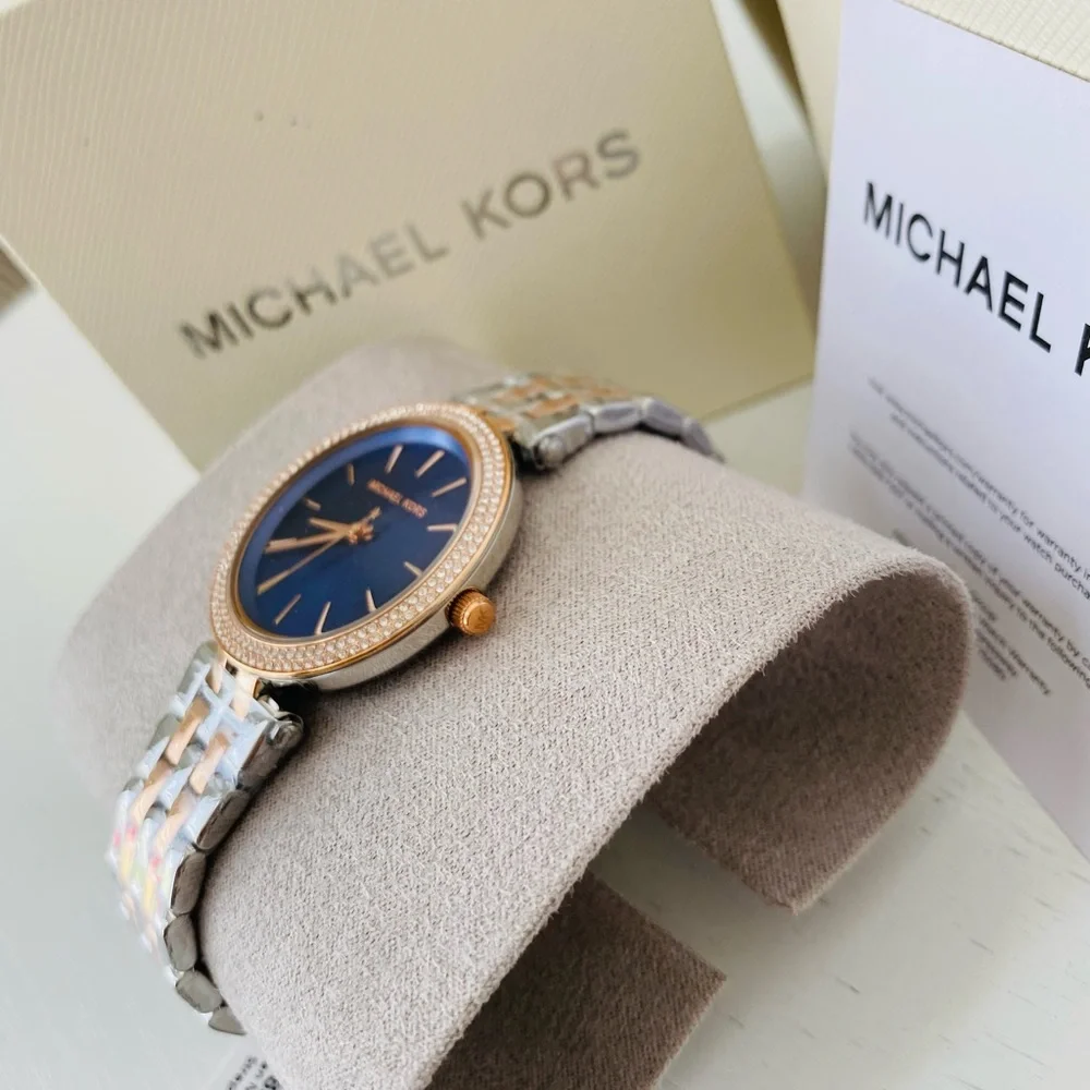 Michael Kors Women's Mini Darci Silver-Tone Watch MK3651 - Picture 2 of 4